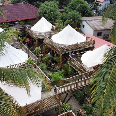 Hotel Glamping Due Amici Palomino Exterior foto